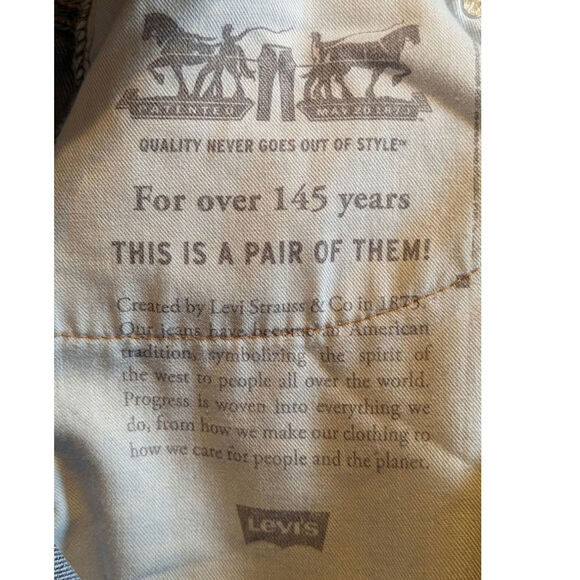 Men's 505 Levi Strauss and Company Straight Leg Relaxed Fit W38 L32 Blue Jeans - Picture 7 of 8